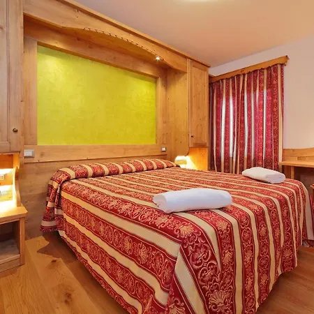 Al Sole Hotel Fusine in Valromana